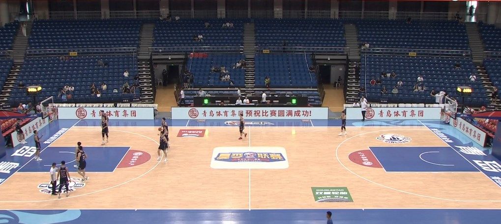CBA夏季联赛中场：广州男篮全部加练 北京男篮选择休息