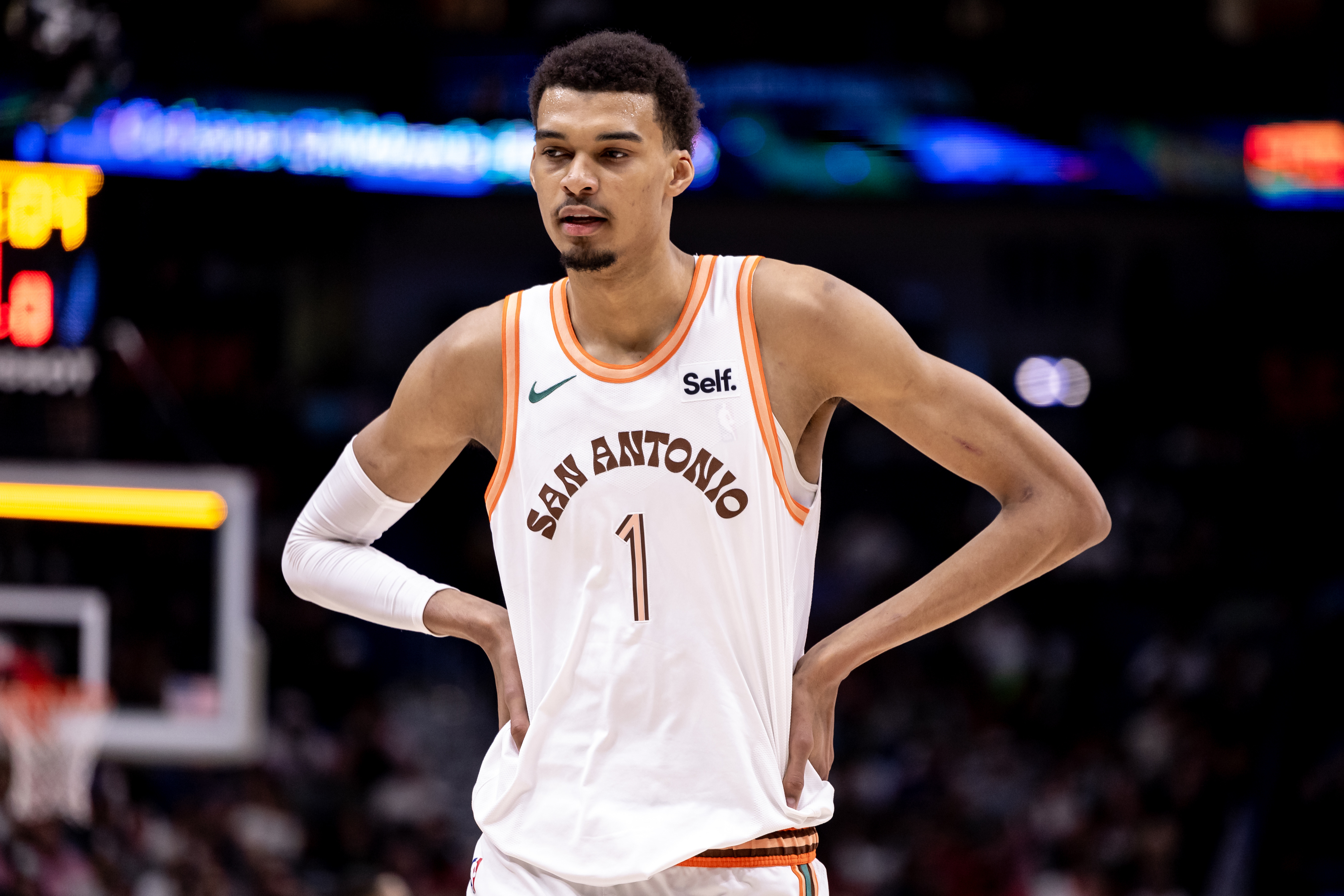 ESPN预测NBA新赛季有望首次入选全明星：文班领先