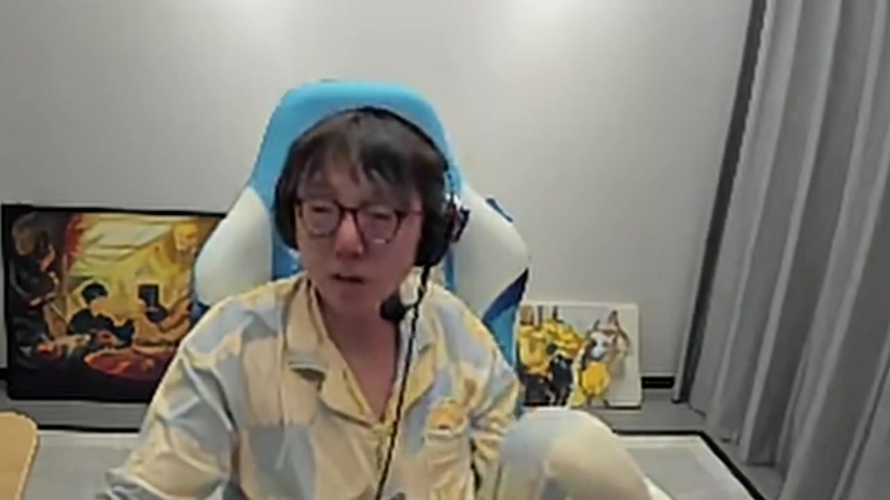 🤣再次爆炸！ Mlxg评论洪文怒斥无状态：因为你说话强硬 你以为你是好人吗？