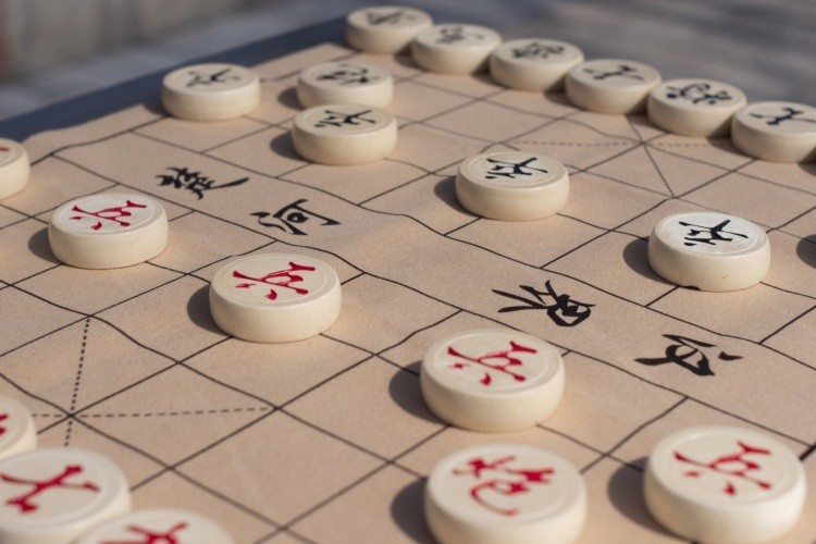 棋牌中心负责人：甚至有人携带大量现金到赛区进行交易